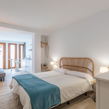 Malabau Beach House Tarifa Bagian luar foto