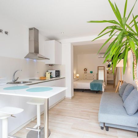 Malabau Beach House Tarifa Bagian luar foto