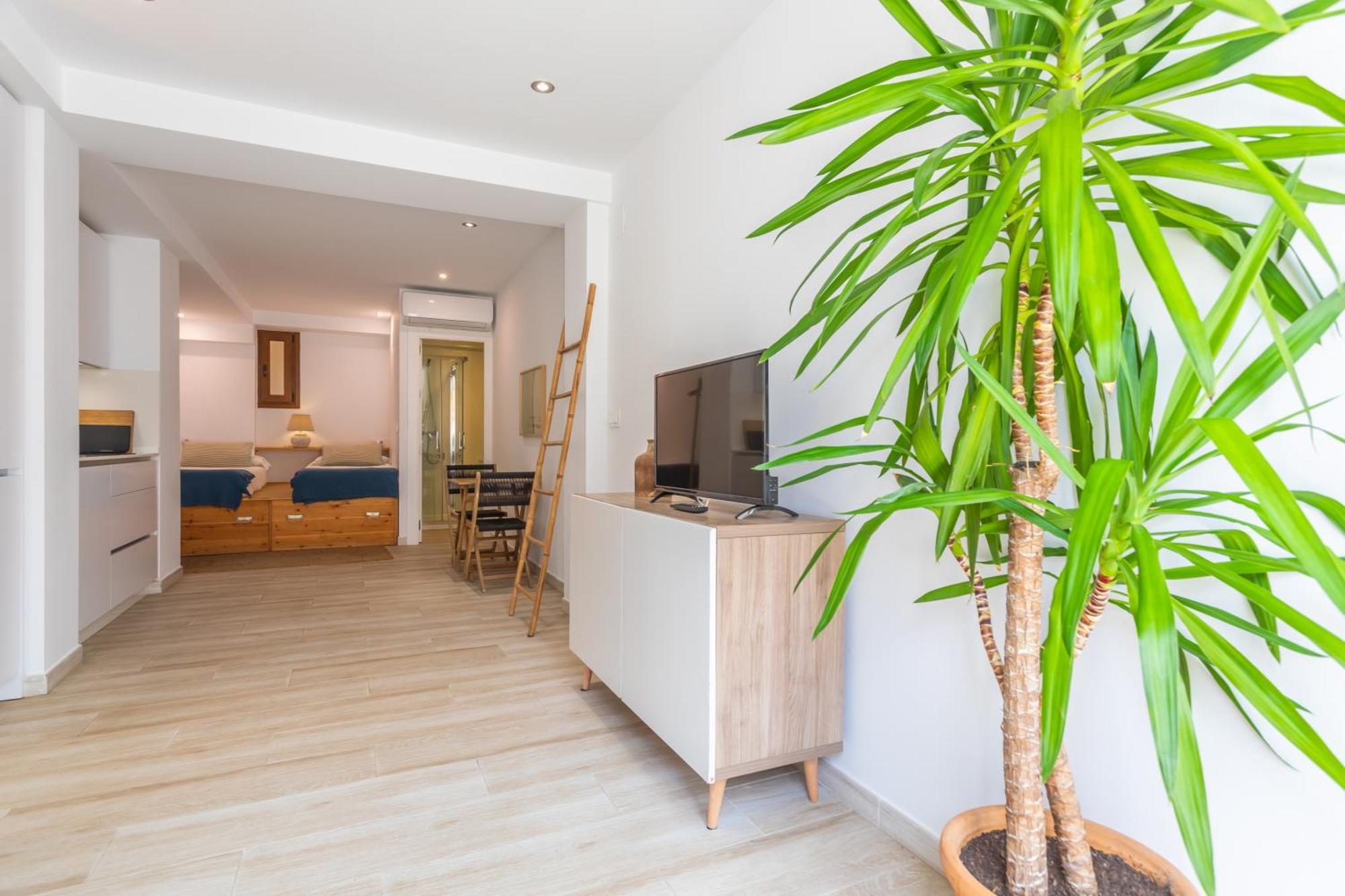 Malabau Beach House Tarifa Bagian luar foto